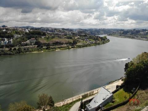 Lote de Terreno  Venda em Oliveira do Douro,Vila Nova de Gaia