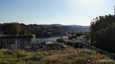 Terreno Urbano  Venda em Gondomar (São Cosme), Valbom e Jovim,Gondomar