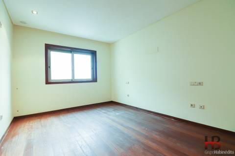 Moradia Geminada T4 Venda em Mafamude e Vilar do Paraíso,Vila Nova de Gaia