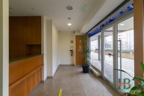 Loja  Arrendamento em Lordelo do Ouro e Massarelos,Porto