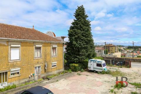 Moradia Isolada T5 Venda em Moreira,Maia