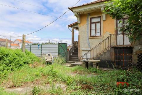 Moradia Isolada T5 Venda em Moreira,Maia