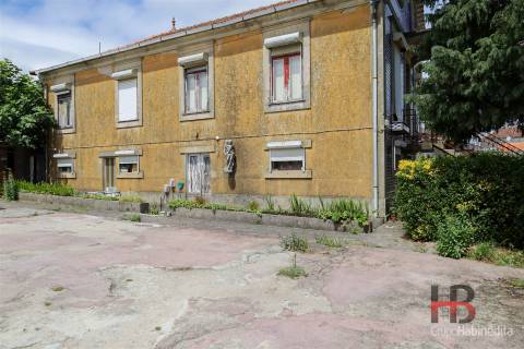 Moradia Isolada T5 Venda em Moreira,Maia