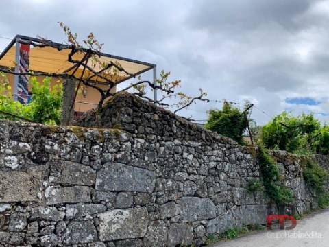 Moradia Rústica T5 Venda em São Vicente de Lafões,Oliveira de Frades