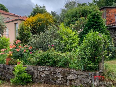 Moradia Rústica T5 Venda em São Vicente de Lafões,Oliveira de Frades