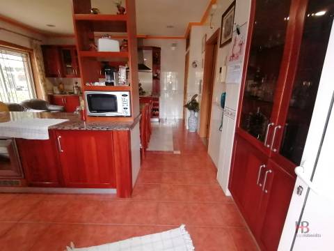 Moradia T5+2 Venda em Milheirós de Poiares,Santa Maria da Feira