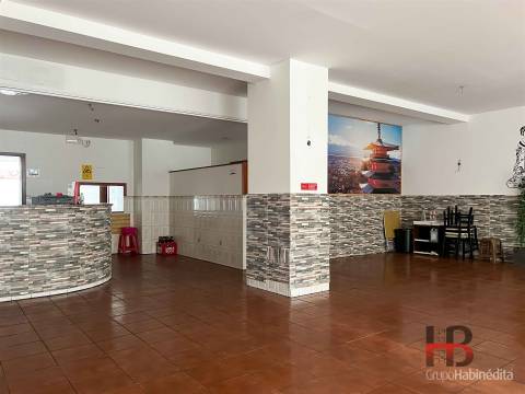 Loja  Venda em Águas Santas,Maia