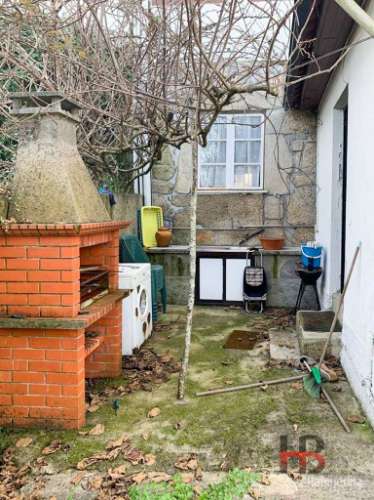 Moradia Geminada T4 Venda em Campo de Besteiros,Tondela