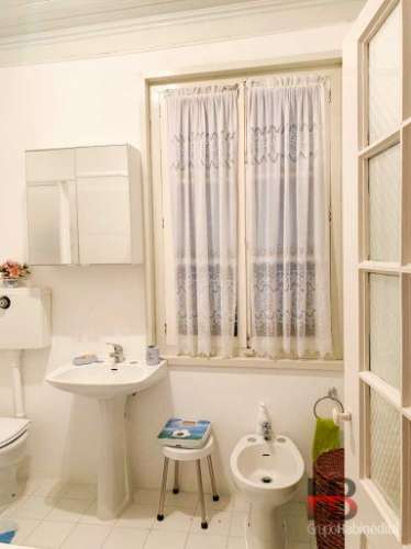 Moradia Geminada T4 Venda em Campo de Besteiros,Tondela