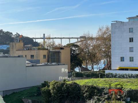 Prédio T5 Venda em Lordelo do Ouro e Massarelos,Porto