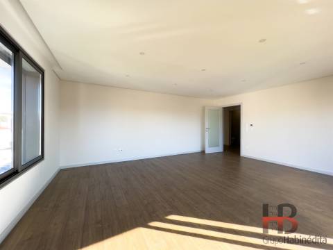 Apartamento T3 Venda em Cedofeita, Santo Ildefonso, Sé, Miragaia, São Nicolau e Vitória,Porto