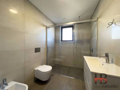 Apartamento T3 Venda em Cedofeita, Santo Ildefonso, Sé, Miragaia, São Nicolau e Vitória,Porto