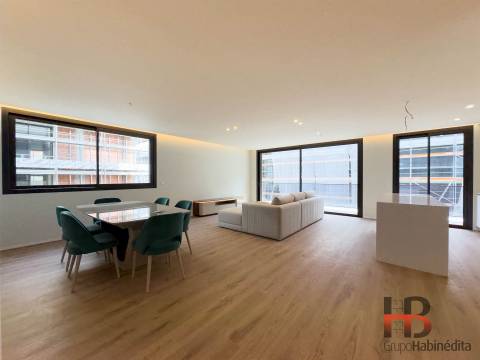 Apartamento T3 Venda em Mafamude e Vilar do Paraíso,Vila Nova de Gaia