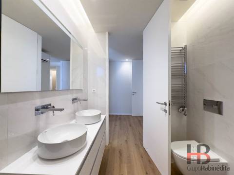 Apartamento T3 Venda em Mafamude e Vilar do Paraíso,Vila Nova de Gaia