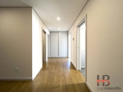 Apartamento T3 Venda em Cedofeita, Santo Ildefonso, Sé, Miragaia, São Nicolau e Vitória,Porto