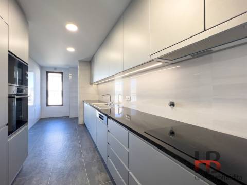 Apartamento T3 Venda em Cedofeita, Santo Ildefonso, Sé, Miragaia, São Nicolau e Vitória,Porto