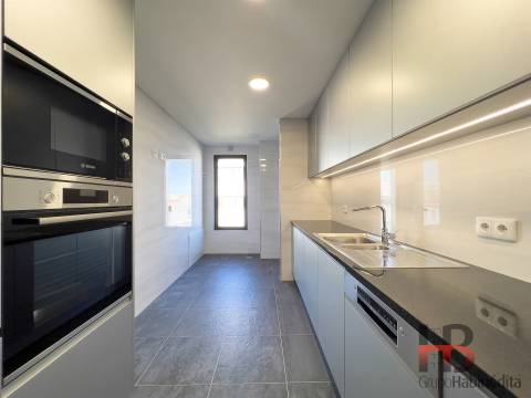 Apartamento T3 Venda em Cedofeita, Santo Ildefonso, Sé, Miragaia, São Nicolau e Vitória,Porto