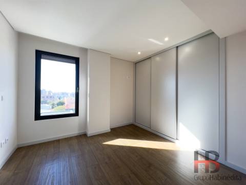 Apartamento T3 Venda em Cedofeita, Santo Ildefonso, Sé, Miragaia, São Nicolau e Vitória,Porto