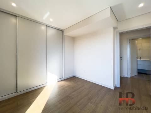 Apartamento T3 Venda em Cedofeita, Santo Ildefonso, Sé, Miragaia, São Nicolau e Vitória,Porto