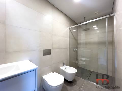 Apartamento T3 Venda em Cedofeita, Santo Ildefonso, Sé, Miragaia, São Nicolau e Vitória,Porto