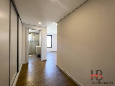 Apartamento T3 Venda em Cedofeita, Santo Ildefonso, Sé, Miragaia, São Nicolau e Vitória,Porto