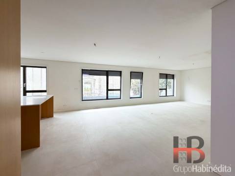 Apartamento T3 Venda em Cedofeita, Santo Ildefonso, Sé, Miragaia, São Nicolau e Vitória,Porto