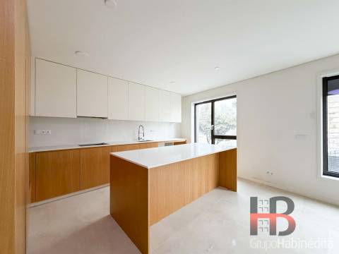 Apartamento T3 Venda em Cedofeita, Santo Ildefonso, Sé, Miragaia, São Nicolau e Vitória,Porto