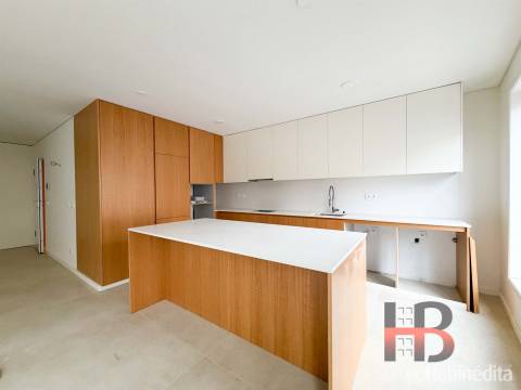 Apartamento T3 Venda em Cedofeita, Santo Ildefonso, Sé, Miragaia, São Nicolau e Vitória,Porto