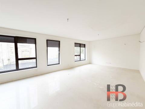 Apartamento T3 Venda em Cedofeita, Santo Ildefonso, Sé, Miragaia, São Nicolau e Vitória,Porto