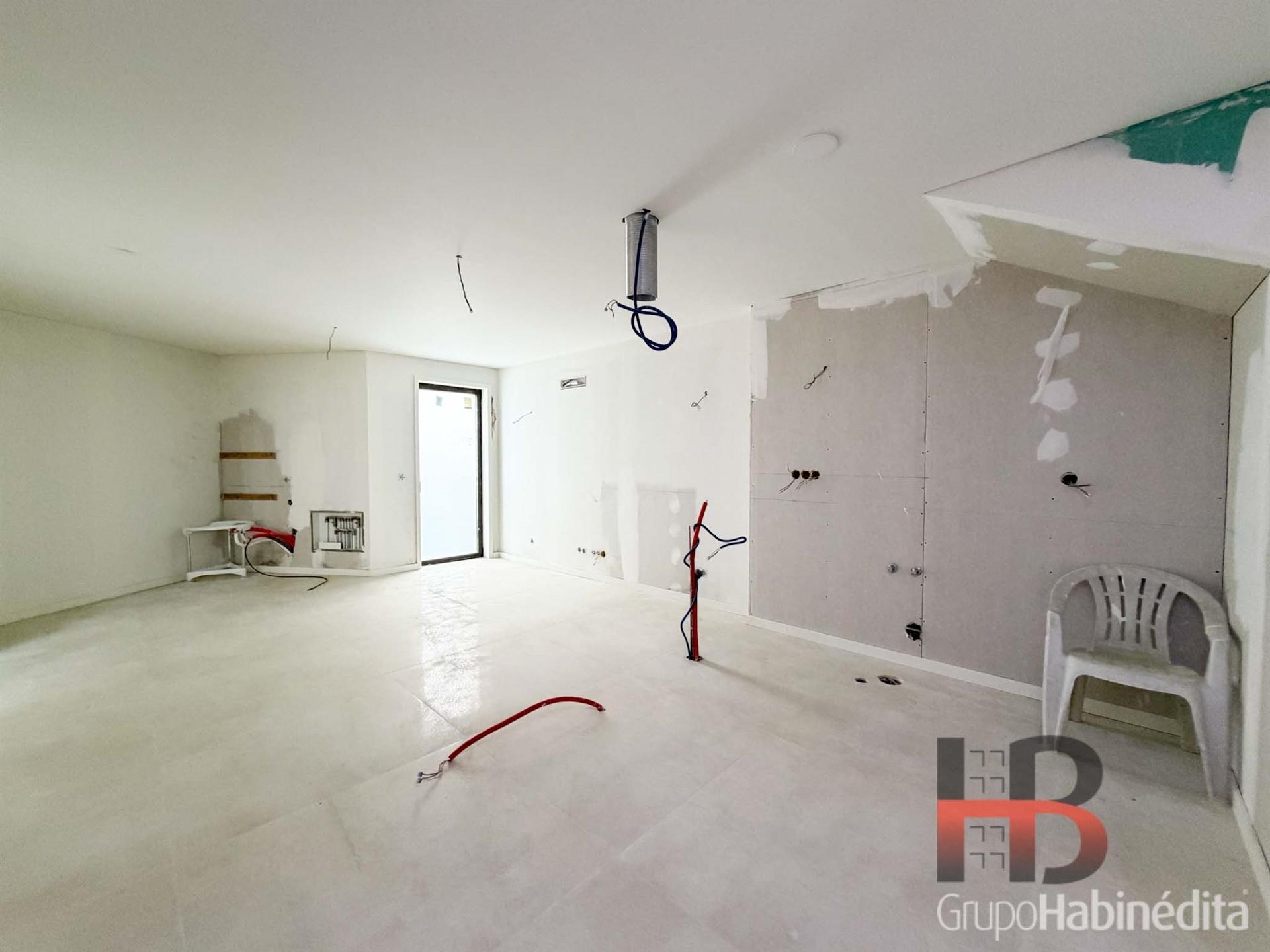 Moradia T2 DUPLEX Venda em Cedofeita, Santo Ildefonso, Sé, Miragaia, São Nicolau e Vitória,Porto