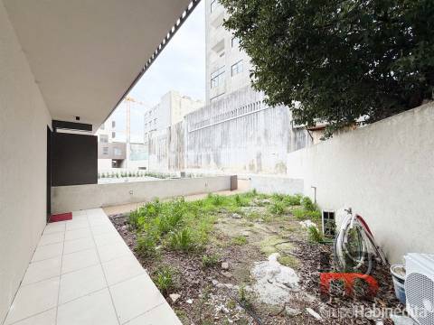 Moradia T2 DUPLEX Venda em Cedofeita, Santo Ildefonso, Sé, Miragaia, São Nicolau e Vitória,Porto