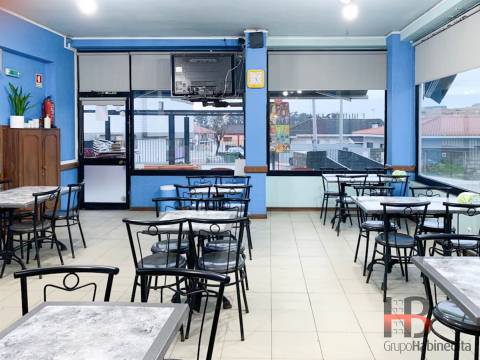 Loja  Venda em Coronado (São Romão e São Mamede),Trofa