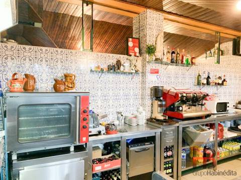 Loja  Venda em Coronado (São Romão e São Mamede),Trofa