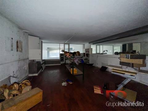 Loja  Venda em Cedofeita, Santo Ildefonso, Sé, Miragaia, São Nicolau e Vitória,Porto