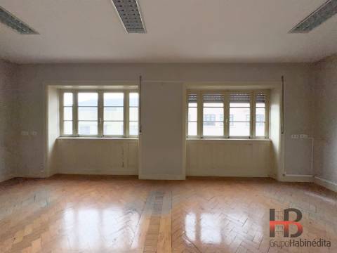 Escritório  Arrendamento em Cedofeita, Santo Ildefonso, Sé, Miragaia, São Nicolau e Vitória,Porto