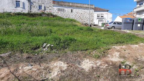 Lote de Terreno  Venda em Oliveira do Douro,Vila Nova de Gaia