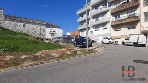 Lote de Terreno  Venda em Oliveira do Douro,Vila Nova de Gaia