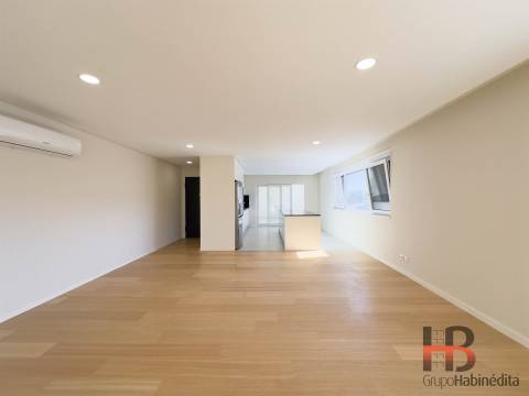 Apartamento T4 Venda em Campanhã,Porto