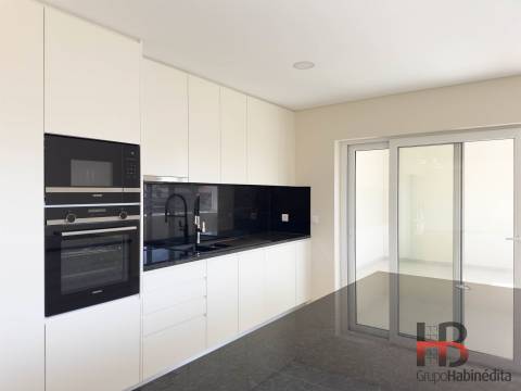 Apartamento T4 Venda em Campanhã,Porto