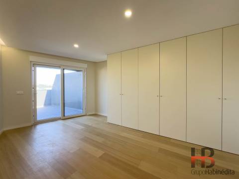 Apartamento T4 Venda em Campanhã,Porto