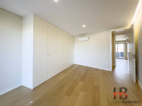 Apartamento T4 Venda em Campanhã,Porto