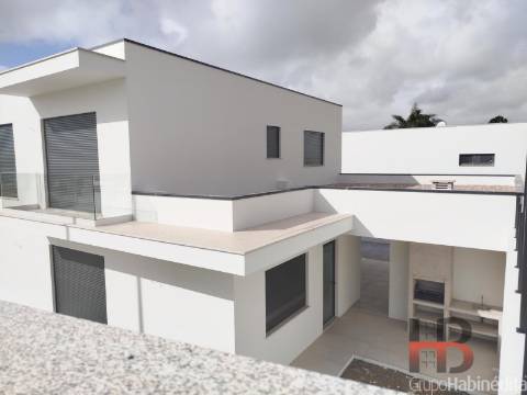 Moradia Isolada T3+1 Venda em Santa Maria da Feira, Travanca, Sanfins e Espargo,Santa Maria da Feira