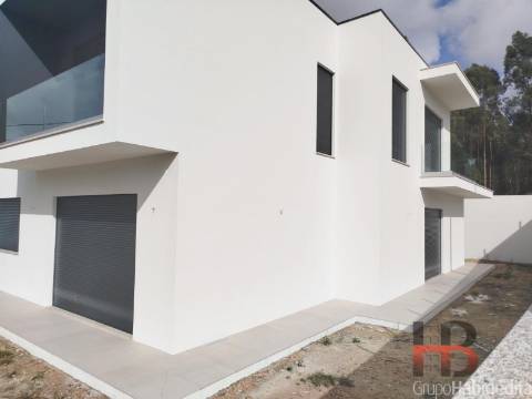 Moradia Isolada T3+1 Venda em Santa Maria da Feira, Travanca, Sanfins e Espargo,Santa Maria da Feira