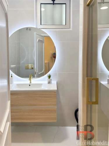 T2 totalmente Remodelado - varandas, ao Bonfim