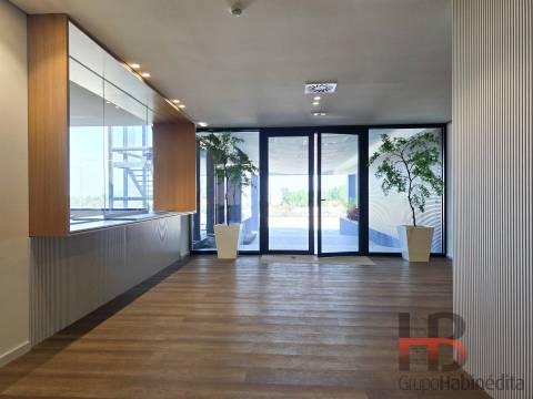 Escritório  Arrendamento em Sandim, Olival, Lever e Crestuma,Vila Nova de Gaia