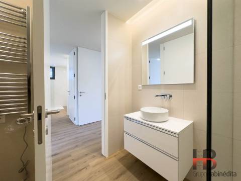 Apartamento T2 Venda em Mafamude e Vilar do Paraíso,Vila Nova de Gaia