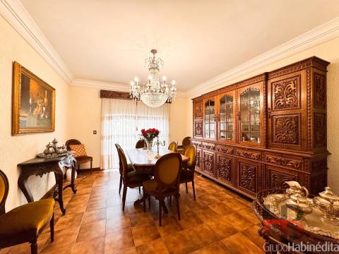 Moradia T4 Venda em Oliveira do Douro,Vila Nova de Gaia