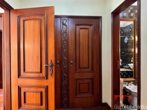 Moradia T4 Venda em Oliveira do Douro,Vila Nova de Gaia