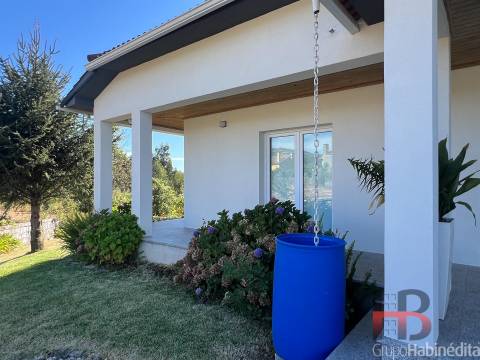 Moradia T5 Venda em São Vicente de Lafões,Oliveira de Frades