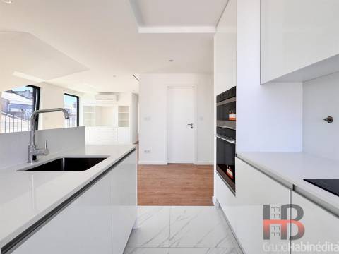 Apartamento T2 Venda em Cedofeita, Santo Ildefonso, Sé, Miragaia, São Nicolau e Vitória,Porto